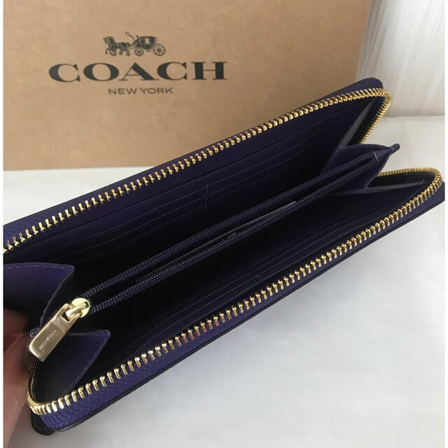 【新品・未使用】COACH レザー　長財布　パープル