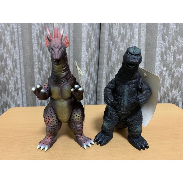 バンダイ ムービーモンスターシリーズ ゴジラ1975&チタノザウルス