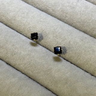 jet black ... Black spinel pierce 14kgf(ピアス)