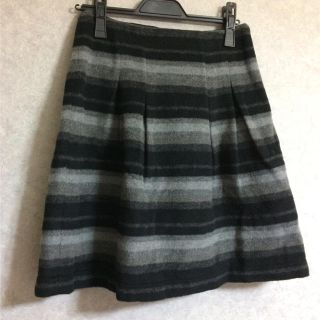 ページボーイ(PAGEBOY)の売り切りセール♡２点購入500円オフ♡新品★ページボーイ★スカート★ボーダー(ひざ丈スカート)