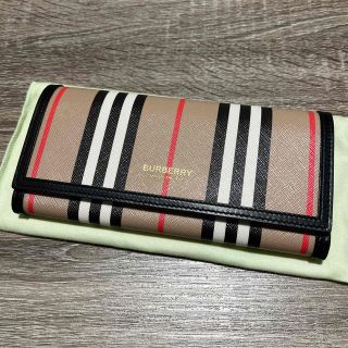 バーバリー(BURBERRY)の未使用　バーバリー　アイコンストライプ　二つ折り長財布　PVC(財布)