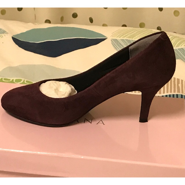 DIANA(ダイアナ)のDIANAダイアナ パンプス 21.5cm 美品 レディースの靴/シューズ(ハイヒール/パンプス)の商品写真