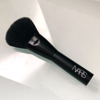 ナーズ(NARS)の【NARS】ミニフェイスブラシ(ブラシ・チップ)