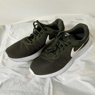 ナイキ(NIKE)の【最終値下げ】NIKE スニーカー　TANJUN 27.0cm カーキ　美品(スニーカー)