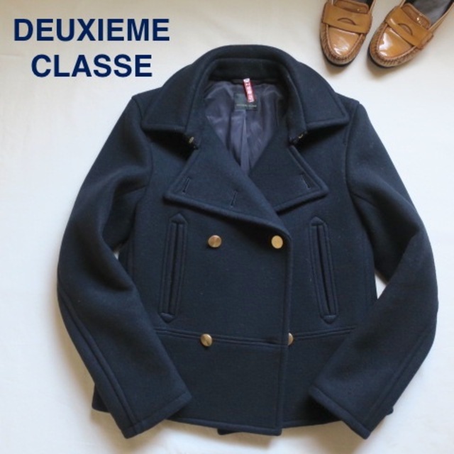 DEUXIEME CLASSE(ドゥーズィエムクラス)のクリーニング済み【DEUXIEME CLASSE】ピーコート 金ボタン レディースのジャケット/アウター(ピーコート)の商品写真