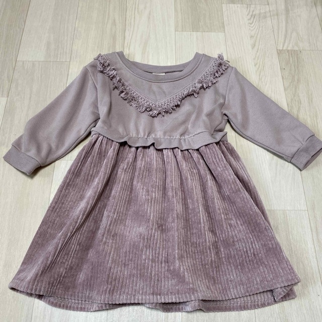 くすみピンク　フリンジワンピース キッズ/ベビー/マタニティのキッズ服女の子用(90cm~)(ワンピース)の商品写真