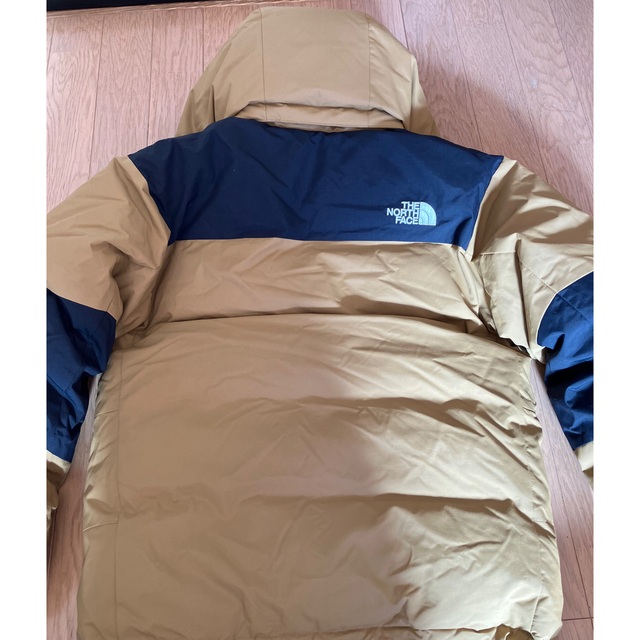 THE NORTH FACE(ザノースフェイス)のThe north faceダウンジャケット150センチ キッズ/ベビー/マタニティのキッズ服男の子用(90cm~)(ジャケット/上着)の商品写真