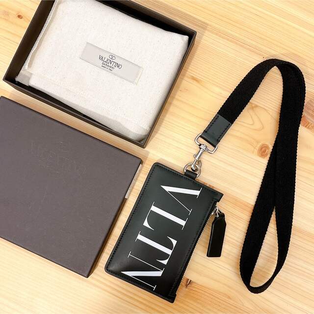 VALENTINO - レイス様専用 ヴァレンティノ ストラップ付カードケースの