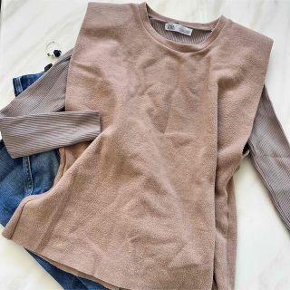 ザラ(ZARA)のZARA ニットベスト・リブニット　セット　ベージュ(セット/コーデ)