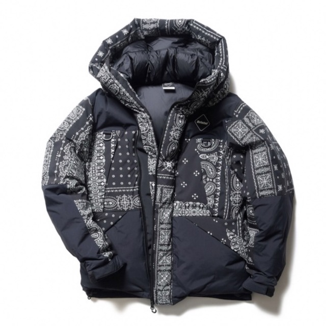 F.C.R.B.(エフシーアールビー)のF.C.Real Bristol　DOWN BENCH PARKA  ダウン メンズのジャケット/アウター(ダウンジャケット)の商品写真