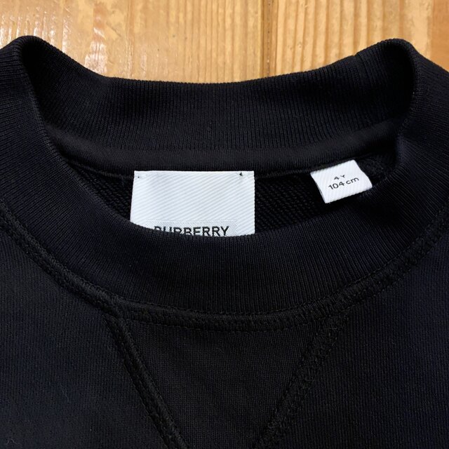 BURBERRY(バーバリー)のバーバリー　トレーナー　スウェット　トップス　Burberry  キッズ/ベビー/マタニティのキッズ服男の子用(90cm~)(Tシャツ/カットソー)の商品写真