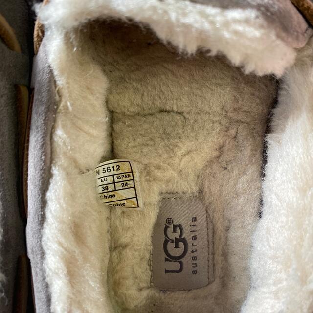 UGG(アグ)のアグ　UGG ムートンモカシン　24㎝ レディースの靴/シューズ(スリッポン/モカシン)の商品写真