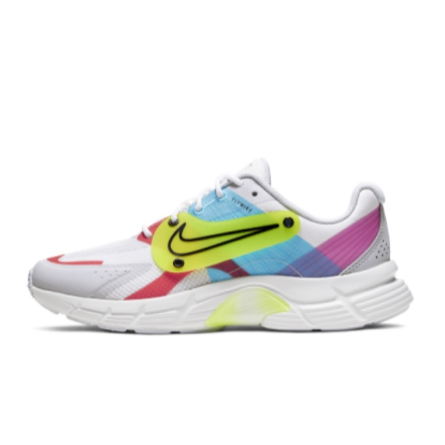 未使用　NIKE  Wmns Alphina 5000 スニーカー　23.5