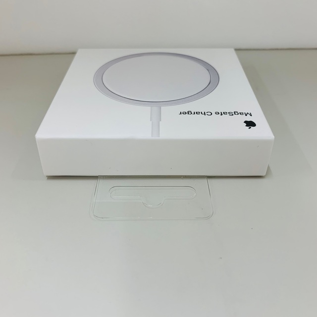 Apple(アップル)の新品 純正品MagSafe Charger MHXH3AM/A+アダプター20W スマホ/家電/カメラのスマホ/家電/カメラ その他(その他)の商品写真