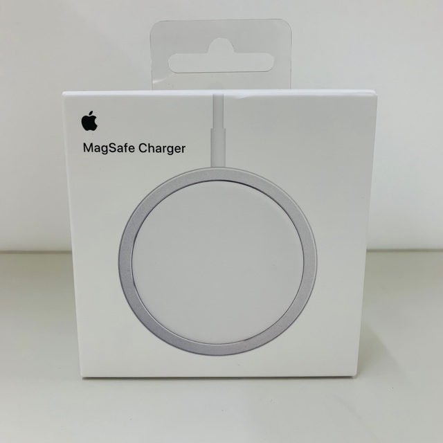 Apple(アップル)の新品 純正品MagSafe Charger MHXH3AM/A+アダプター20W スマホ/家電/カメラのスマホ/家電/カメラ その他(その他)の商品写真