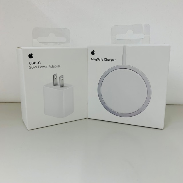 Apple(アップル)の新品 純正品MagSafe Charger MHXH3AM/A+アダプター20W スマホ/家電/カメラのスマホ/家電/カメラ その他(その他)の商品写真