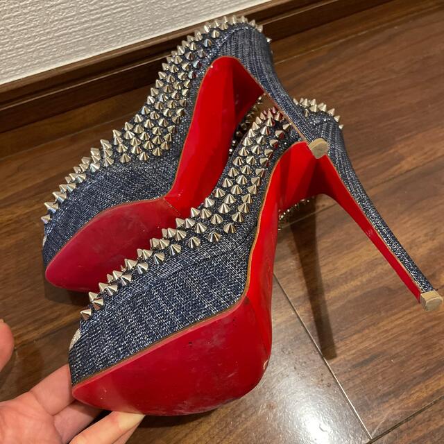 Christian Louboutin(クリスチャンルブタン)のルブタンChristian Louboutin レディースの靴/シューズ(ハイヒール/パンプス)の商品写真