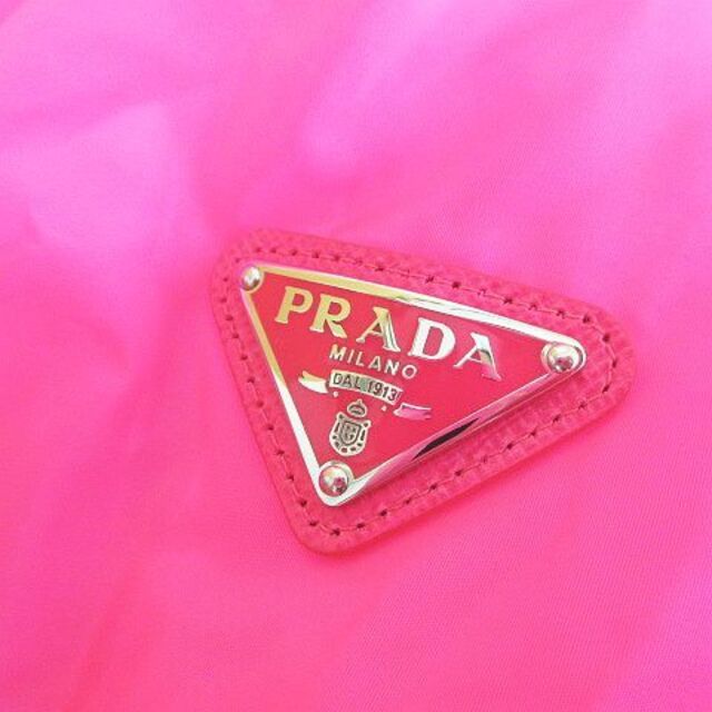 PRADA(プラダ)のプラダ PRADA 長袖 パーカー ナイロンジャケット 薄手 38 ピンク ロゴ レディースのジャケット/アウター(ブルゾン)の商品写真