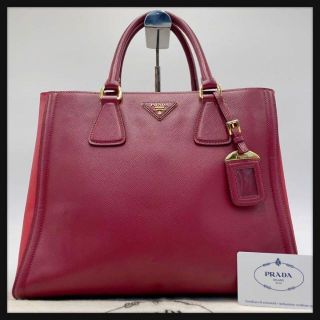お待たせ!バッグプラダ サフィアーノ ハンドバッグ(レディース)(レッド/赤色系)の