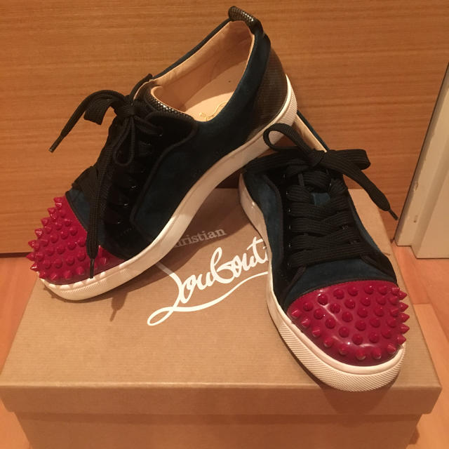 Christian Louboutin - ルブタン スニーカー美品の通販 by karin｜クリスチャンルブタンならラクマ