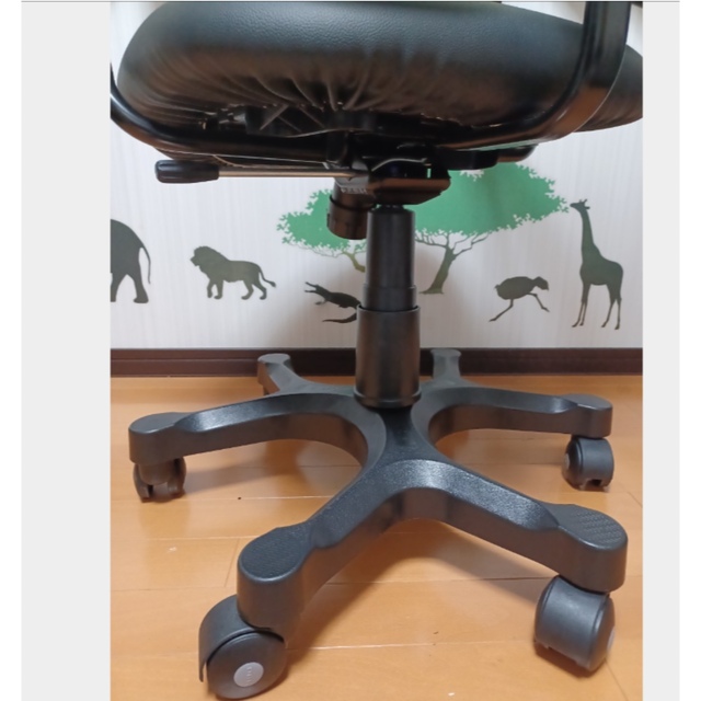 美品♪腰痛対策に!デュオレハイ2 ニトリ - デスクチェア