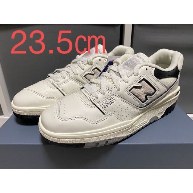 New Balance(ニューバランス)の New Balance 550 "White" 23.5㎝ メンズの靴/シューズ(スニーカー)の商品写真