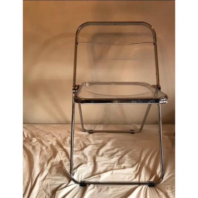 新品CASTELLI PLIA クリアチェア イス折り畳み椅子リプロ インテリア/住まい/日用品の椅子/チェア(折り畳みイス)の商品写真