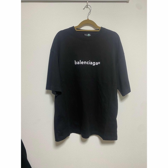 Balenciaga(バレンシアガ)のBalenciaga メンズ　Tシャツ メンズのトップス(Tシャツ/カットソー(半袖/袖なし))の商品写真