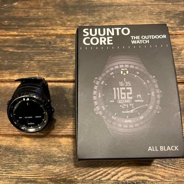 SUUNTO(スント)のスント　コア　オールブラック メンズの時計(腕時計(デジタル))の商品写真