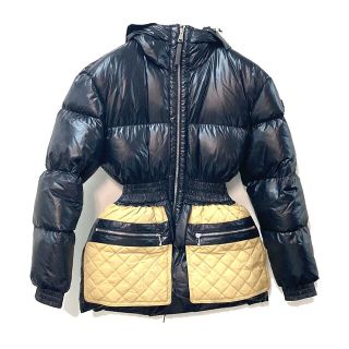 モンクレール(MONCLER)のモンクレール MONCLER PATRICIA パトリシア G20941A00001M1229 アウター ショート ダウンジャケット ナイロン ブラック×ベージュ(ダウンジャケット)