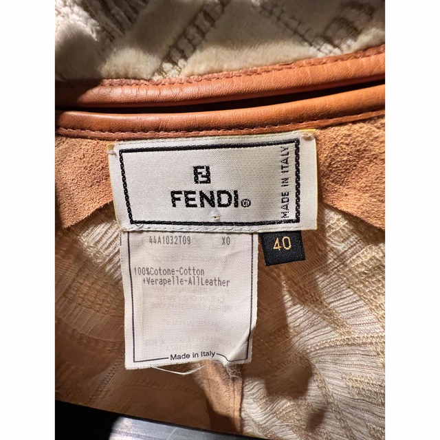 FENDI(フェンディ)の正規品❣️おしゃれ　FENDI スーツ❣️ レディースのフォーマル/ドレス(スーツ)の商品写真