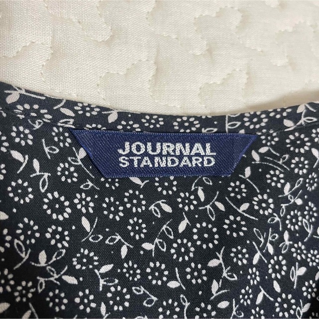 JOURNAL STANDARD(ジャーナルスタンダード)の【ジャーナルスタンダード】花柄　ワンピース レディースのワンピース(ひざ丈ワンピース)の商品写真