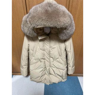 WOOLRICH(ダウンコート ・ ベージュ系)のフリマアイテム一覧 WOOLRICH(ダウンコート ・ ベージュ系)のフリマアイテム一覧