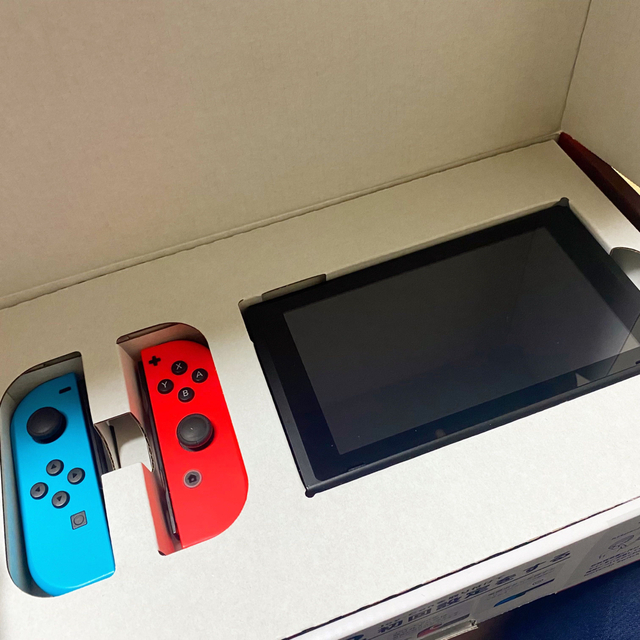Nintendo Switch ネオンブルー/ネオンレッド