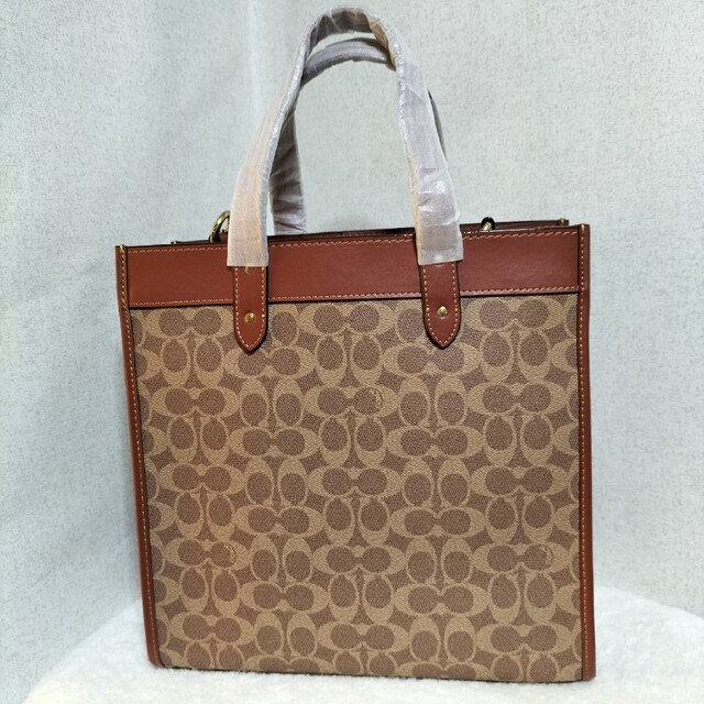 COACH - coach コーチ フィールド トート ショルダー ウィズ パッチ