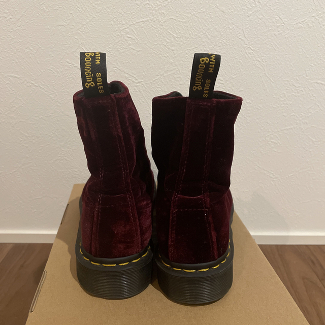 Dr.Martens(ドクターマーチン)のDr.Martens 1460 PASCAL VELVET レディースの靴/シューズ(ブーツ)の商品写真