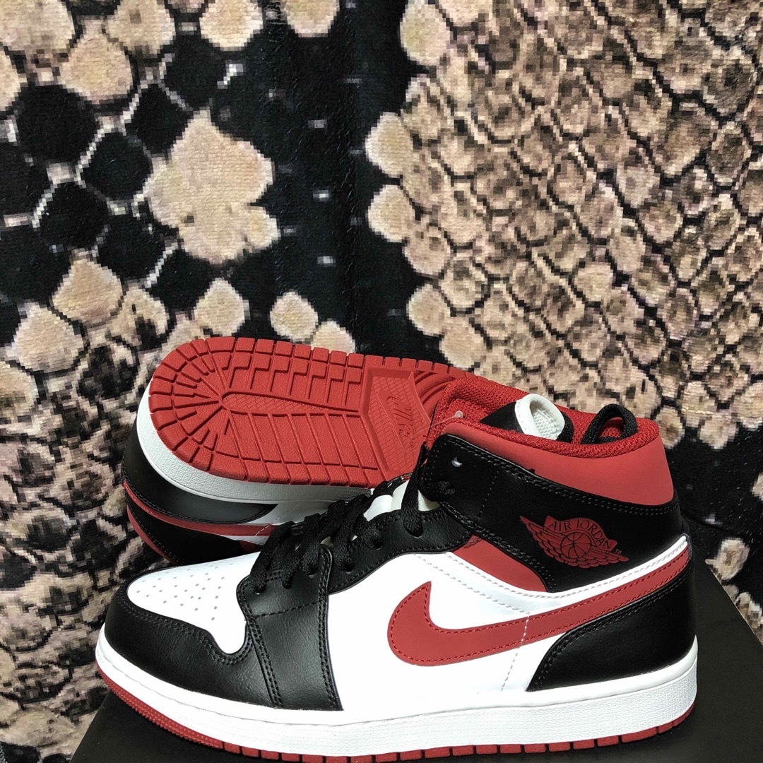 NIKE✨AIR JORDAN 1✨GYM RED-BLACK✨26.5cm 値引きする 85.0%OFF NIKE✨AIR JORDAN 1✨GYM RED-BLACK✨26.5cm 値引きする 85.0%OFF
