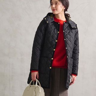 「Traditional Weatherwear キルティング ミドルコート」に近い商品