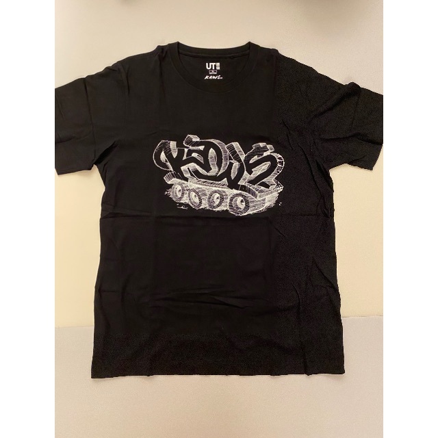 UNIQLO(ユニクロ)のKAWS×UNIQLO カウズ×ユニクロ 半袖Tシャツ メンズのトップス(Tシャツ/カットソー(半袖/袖なし))の商品写真