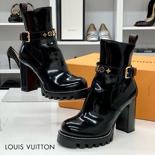 ヴィトン(LOUIS VUITTON) スタッズ ブーツ(レディース)の通販 28点