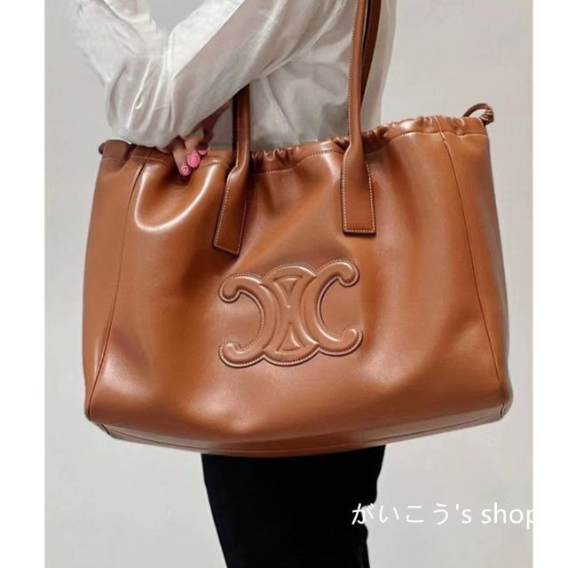 ♬CELINE セリーヌ カバドローストリング キュイル トリオンフ 9