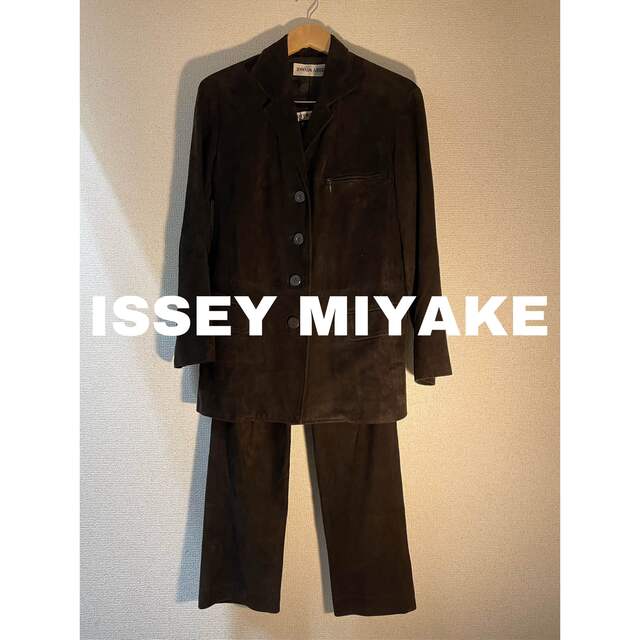 ISSEY MIYAKE イッセイミヤケ レザーセットアップ パンツスーツ ...