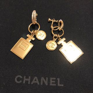 シャネル イヤリング(グリーン・カーキ/緑色系)の通販 75点 | CHANEL ...