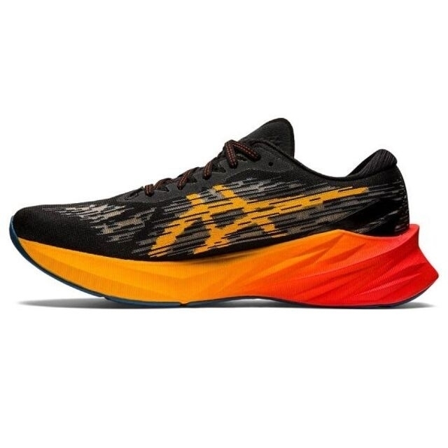 asics(アシックス)の当日翌日発送　新品27㎝　NOVABLAST 3　ノヴァブラスト 3　厚底ソール スポーツ/アウトドアのランニング(シューズ)の商品写真