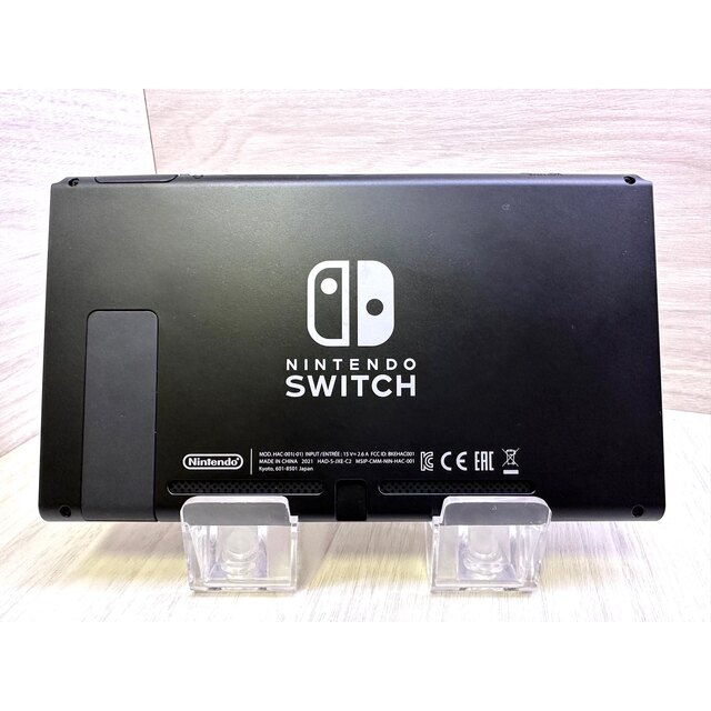 豪華おまけ付！美品！2021年製 液晶新型Nintendo Switch本体一式