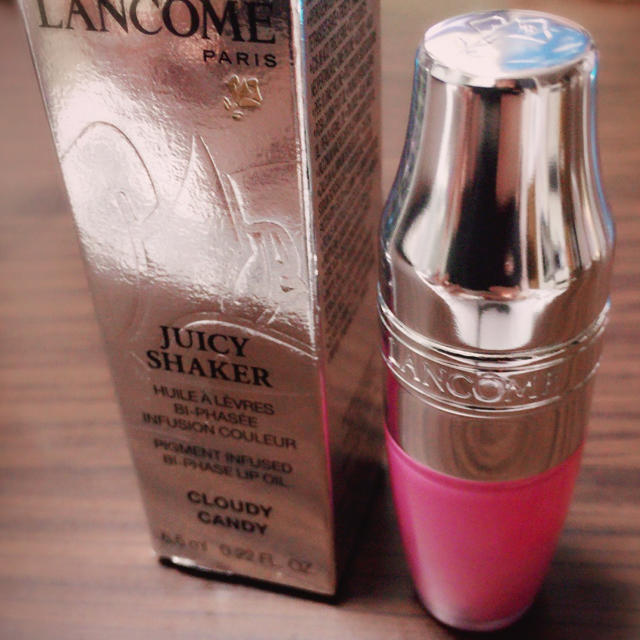 LANCOME(ランコム)のランコム  ジューシーシェイカー  303  限定色 コスメ/美容のベースメイク/化粧品(リップグロス)の商品写真