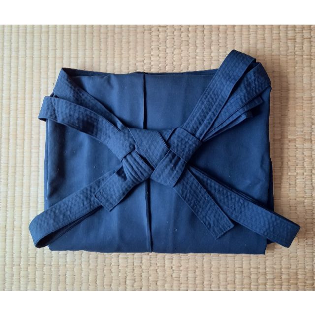 【美品】高級テトロン 合気道稽古袴（紺色、サイズ26） 5