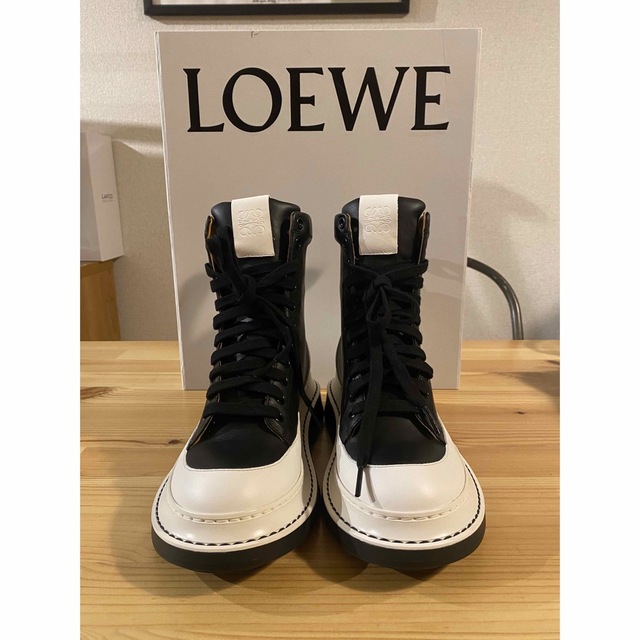 雑誌で紹介された LOEWE コンバットブーツ 36 LOEWE - ブーツ