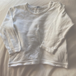 シンプル　白シャツ　サイズ90(Tシャツ/カットソー)