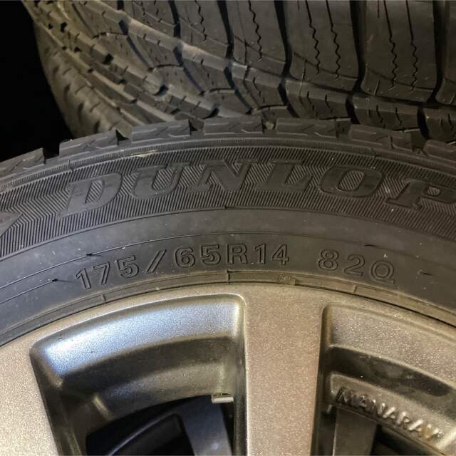 DUNLOP(ダンロップ)の175/65R14 １４インチスタッドレスタイヤホイールセット！ 自動車/バイクの自動車(タイヤ・ホイールセット)の商品写真